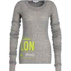 Sweter Patrizia Pepe 8M0871/A5J4-S259. Szare swetry damskie Patrizia Pepe, s, bez wzorów, klasyczne, bez rękawów, bez kaptura. W wyprzedaży za 359,00 zł.