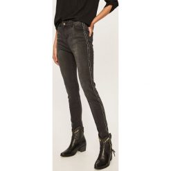 Answear - Jeansy. Szare jeansy damskie ANSWEAR, s. W wyprzedaży za 69,90 zł.