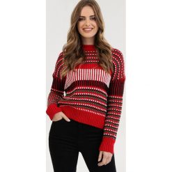 Czerwony Sweter Drenrelle. Czerwone swetry damskie Born2be, s, bez wzorów, bez rękawów, bez kaptura. Za 59,99 zł.