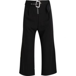 Chinosy damskie: House of Sunny BOXY CIGARETTE Spodnie materiałowe black