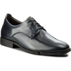 Półbuty CLARKS - Daulton Walk 261269397 Dark Blue Lea. Niebieskie półbuty skórzane męskie Clarks. W wyprzedaży za 279,00 zł.