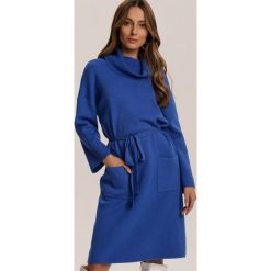 Ciemnoniebieska Sukienka Phisysha. Niebieskie sukienki damskie Renee, xl, bez wzorów, bez kołnierzyka, bez rękawów, mini. Za 119,99 zł.