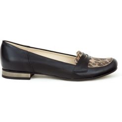 Balerinki - skóra naturalna - model 026 - kolor panterka. Baleriny damskie Zapato, bez wzorów, ze skóry, bez obcasa. W wyprzedaży za 239,20 zł.