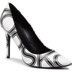 Szpilki MICHAEL MICHAEL KORS - Claire Pump 40S9CLHP1L Wht/Blk. Czarne półbuty damskie MICHAEL Michael Kors, bez wzorów, ze skóry, eleganckie, bez obcasa, na obcasie, bez zapięcia. Za 649,00 zł.