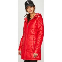 Pepe Jeans - Kurtka. Czerwone bomberki damskie Pepe Jeans, l, z jeansu. W wyprzedaży za 379,90 zł.
