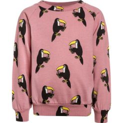 Småfolk WITH TOUCAN Bluza blush. Czerwone bluzy dziewczęce marki Småfolk, z bawełny. Za 229,00 zł.