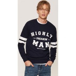 Bluza z nadrukiem - Granatowy. Niebieskie bejsbolówki męskie House, l, z nadrukiem. Za 79,99 zł.