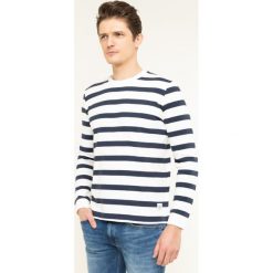 Bluza Marc O'Polo 021 2163 52076. Bluzy męskie Marc O'Polo, xl, bez wzorów, z bawełny, polo, bez rękawów, bez kaptura. W wyprzedaży za 199,00 zł.
