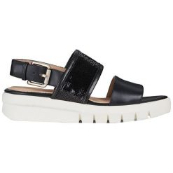 Geox Sandały damskie Wimbley Sandal B Black D92DPB-043AY-C9999 (rozmiar 38). Czarne sandały damskie Geox, bez wzorów, bez obcasa, bez zapięcia. W wyprzedaży za 348,00 zł.