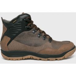 Jack Wolfskin - Buty Seven Wonders Texapore Mid. Pomarańczowe buty trekkingowe męskie marki Jack Wolfskin, z materiału, na sznurówki, outdoorowe. W wyprzedaży za 399,90 zł.