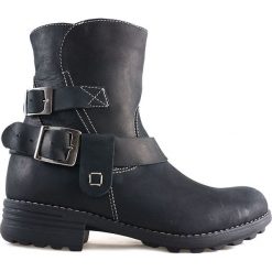 BOTKI DAMSKIE GRE 544 CZA. Botki damskie Gregors, ze skóry, bez obcasa, bez zapięcia. Za 119,00 zł.