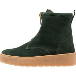 Buty zimowe damskie: Billi Bi 5832 Botki na platformie dark green