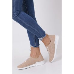 Beżowe buty sportowe ażurowe sznurowane Casu B58-5. Brązowe buty sportowe damskie Casu, bez wzorów, sportowe. Za 39,99 zł.