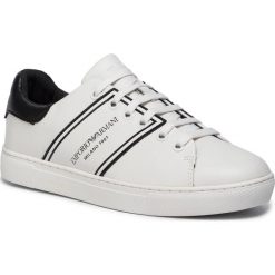 Sneakersy EMPORIO ARMANI - X3X096 XM090 D611 White/Black. Białe półbuty damskie Emporio Armani, ze skóry. W wyprzedaży za 439,00 zł.