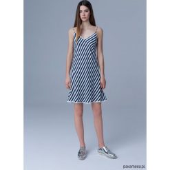 Sukienka Slip dress w paski. Białe sukienki hiszpanki Pakamera, w paski, z tkaniny, na ramiączkach, midi. Za 290,00 zł.