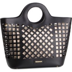 Torebka MONNARI - BAG6480-000 White. Czarne torebki klasyczne damskie marki Monnari, bez wzorów, ze skóry ekologicznej, klasyczne, na ramię, bez dodatków. W wyprzedaży za 179,00 zł.