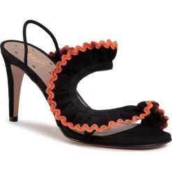 Klapki RED VALENTINO - TQ0S0D70RXZ Nero/Ara RXZ. Czarne klapki damskie Red Valentino, bez wzorów, ze skóry, bez obcasa. W wyprzedaży za 799,00 zł.
