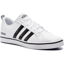 Sportowe ADIDAS AW4594 VS PACE. Białe buty sportowe męskie Adidas, ze skóry ekologicznej, bez zapięcia. Za 199,99 zł.