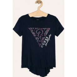 Guess Jeans - T-shirt dziecięcy 118-175 cm. Niebieskie bluzki dziewczęce Guess Jeans, z aplikacjami, z elastanu, z okrągłym kołnierzem, z krótkim rękawem, krótkie, bez kaptura. Za 159,90 zł.
