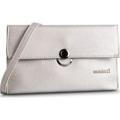 Torebka MONNARI - BAG0800-022 Silver. Szare listonoszki damskie marki Monnari, bez wzorów, ze skóry ekologicznej, na ramię, bez dodatków. W wyprzedaży za 109,00 zł.