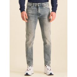 Jeansy Slim Fit Pepe Jeans Hatch Granite PM205139. Niebieskie jeansy męskie Pepe Jeans, m, bez wzorów. W wyprzedaży za 219,00 zł.