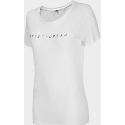 T-shirt damski TSD610 - biały - Outhorn. Białe koszulki damskie Outhorn, bez wzorów, z wiskozy, bez kołnierzyka. W wyprzedaży za 39,99 zł.