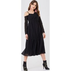 Sukienki: NA-KD Boho Asymetryczna sukienka – Black
