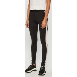 Hugo - Legginsy. Czarne spodnie damskie HUGO, s, z nadrukiem, z elastanu. Za 399,90 zł.