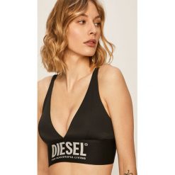 Diesel - Biustonosz. Czarne biustonosze sportowe damskie Diesel, m, z nadrukiem, z elastanu. W wyprzedaży za 159,90 zł.