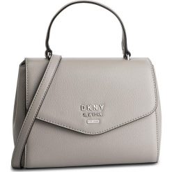 Torebka DKNY - Whitney Sm Th Satche R91DA928 Fog FOG. Szare torebki klasyczne damskie DKNY, bez wzorów, ze skóry, klasyczne, bez dodatków. Za 849,00 zł.
