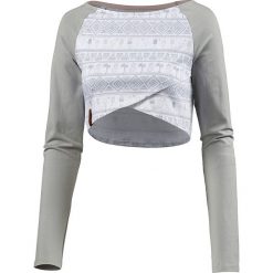 Koszulka w kolorze szarym. Szare koszulki damskie Street & Sports Wear, s, bez wzorów, bez kołnierzyka. W wyprzedaży za 55,95 zł.