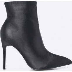 Public Desire - Botki Porter. Czarne buty zimowe damskie marki Public Desire, z materiału, na obcasie. W wyprzedaży za 129,90 zł.