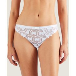 Figi brazylijskie Aubade VIKTOR&ROLF The Bow Collection OC26. Białe figi damskie Aubade, bez wzorów, z elastanu. W wyprzedaży za 189,00 zł.
