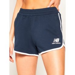 Szorty sportowe New Balance Essentials Icon WS01501. Szare spodenki sportowe damskie New Balance, xs, bez wzorów, z bawełny, sportowe. W wyprzedaży za 119,00 zł.