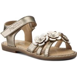 Sandały NELLI BLU - C16SS171-16 Złoty. Żółte sandały dziewczęce Nelli Blu, ze skóry ekologicznej, bez zapięcia. W wyprzedaży za 29,99 zł.