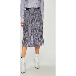 Pepe Jeans - Spódnica. Szare spódniczki damskie Pepe Jeans, na co dzień, s, bez wzorów, z poliesteru, midi, proste. Za 339,90 zł.