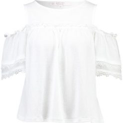 T-shirty damskie: Miss Selfridge Petite Tshirt z nadrukiem white