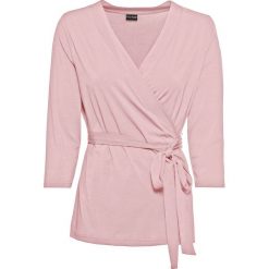 Shirt kopertowy bonprix pastelowy jasnoróżowy. Różowe koszulki damskie bonprix, bez wzorów, z dekoltem w serek, bez rękawów. Za 54,99 zł.