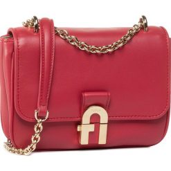 Torebka FURLA - Pillow BZY3PIL-NAB000-RUB00-1-007-20-CN-B Ruby. Czerwone torebki klasyczne damskie Furla, bez wzorów, ze skóry, wizytowe, bez dodatków. Za 1329,00 zł.