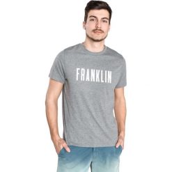 Franklin & Marshall Koszulka Szary. Szare podkoszulki męskie Franklin Marshall, m, z haftami, z bawełny, bez kołnierzyka, z krótkim rękawem. Za 154,95 zł.