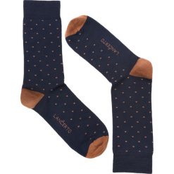 Skarpety w Mikrowzór. Skarpetki męskie LANCERTO, bez wzorów, z elastanu. Za 29,90 zł.