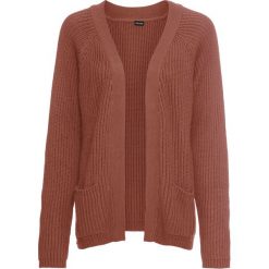Sweter bez zapięcia oversize bonprix rdzawobrązowy. Pomarańczowe swetry damskie bonprix, bez wzorów, bez rękawów, bez kaptura. Za 44,99 zł.