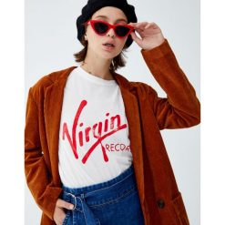 Koszulka „Virgin”. Szare t-shirty damskie Pull&Bear. Za 59,90 zł.