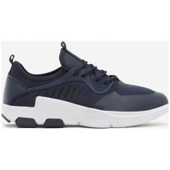 Granatowe Buty Sportowe The Flood. Niebieskie buty sportowe męskie Born2be, bez zapięcia. W wyprzedaży za 79,99 zł.