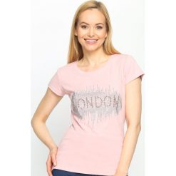 Różowy T-shirt Besieging. Czerwone t-shirty damskie Born2be, l. Za 39,99 zł.