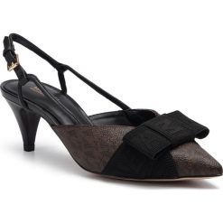 Sandały MICHAEL MICHAEL KORS - Ames Closed Toe 40T9AMMP1B Brown/Blk. Pomarańczowe klapki damskie MICHAEL Michael Kors, z aplikacjami, ze skóry ekologicznej, bez obcasa, na obcasie. W wyprzedaży za 409,00 zł.