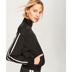 Sportowa bluza - Czarny. Czarne bluzy sportowe damskie marki Reserved. Za 139,99 zł.