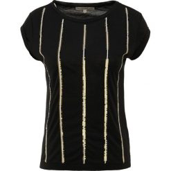 Patrizia Pepe Tshirt z nadrukiem nero. Czarne bluzki damskie marki Patrizia Pepe, z nadrukiem, z poliesteru, bez kołnierzyka. Za 639,00 zł.