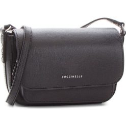 Torebka COCCINELLE - CG0 Organisee E1 CG0 15 01 01 Noir 001. Czarne listonoszki damskie Coccinelle, ze skóry. W wyprzedaży za 729,00 zł.