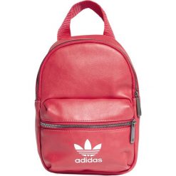 Adidas Originals Mini Plecak Czerwony. Czerwone plecaki damskie adidas Originals, w paski, z poliesteru. Za 214,95 zł.